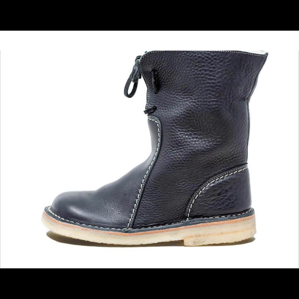 Never been worn!!! Brand new!! Shearling Boots